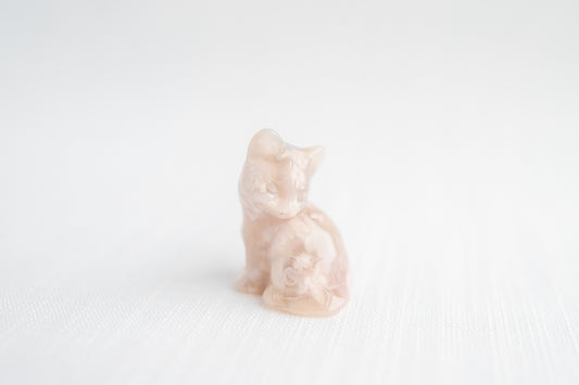 Flower Agate Kitten Carving